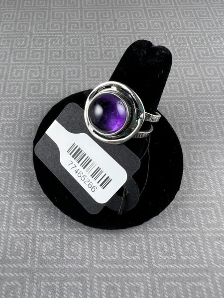 Hammered Finish Sterling Silver Amethyst Cabochon Ring - Size 8.5