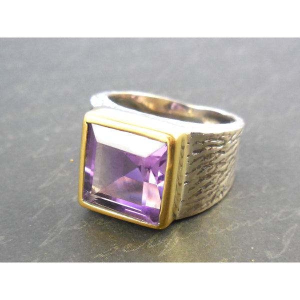 Amethyst Sterling Silver Two-Tone Ring – Size 6.75